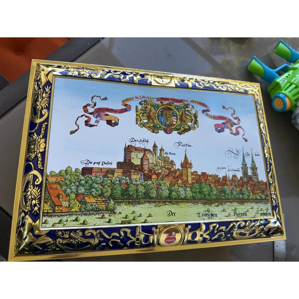 Vintage 2001 E Otto Schmidt Nuremberg Germany Large Lebkuchen Biscuit Tin Chest